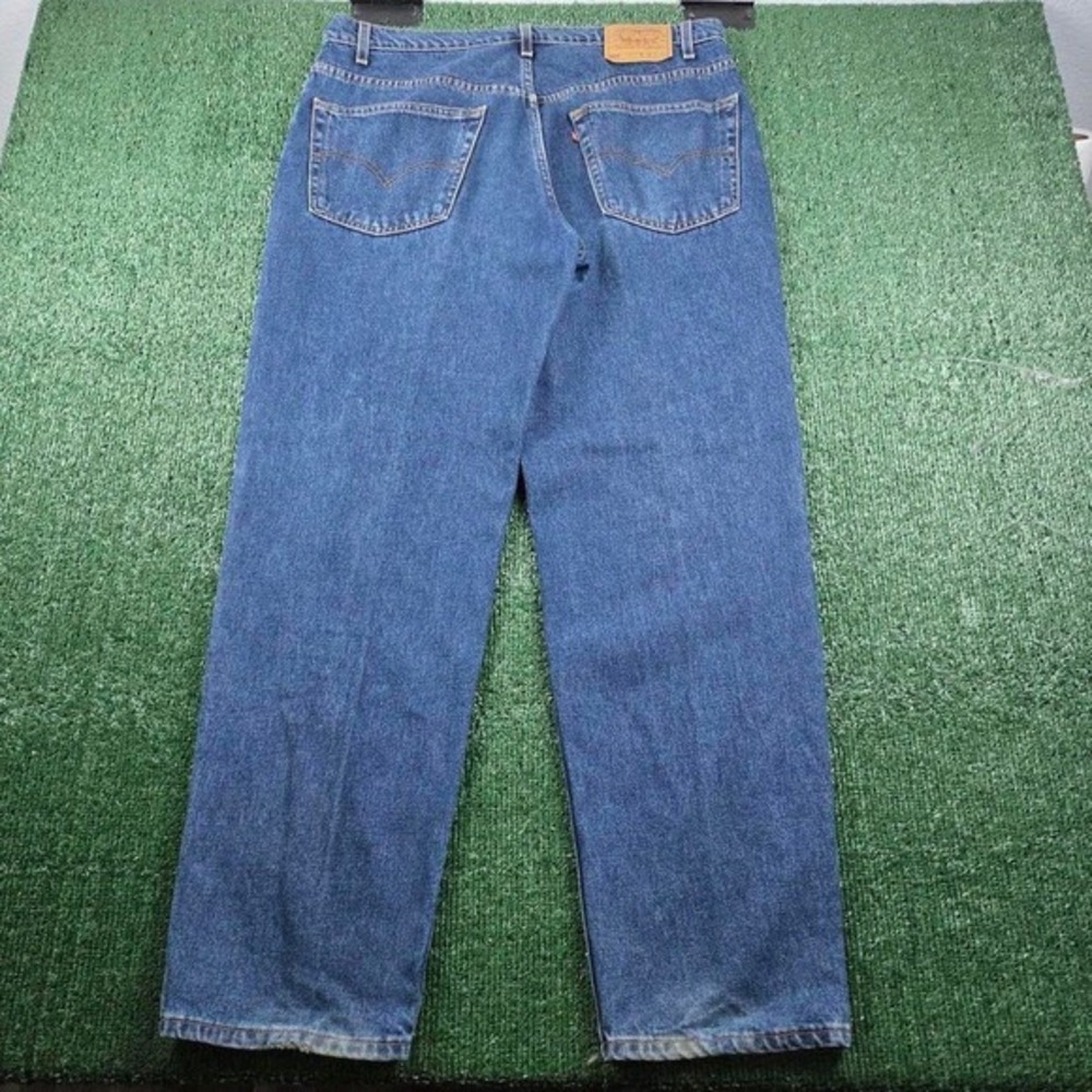 Levis 550 Relaxed Fit Jeans Mens 38x32 Blue Denim Medium Wash 00550-4886 Vintage